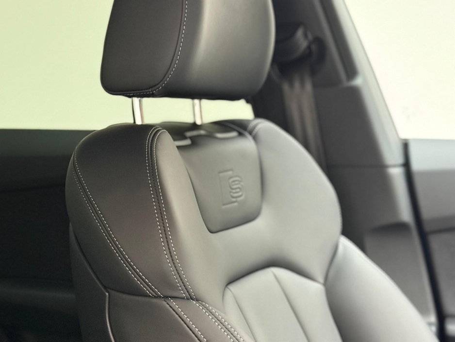 2025 Audi Q8 55 TFSI E S LINE 394HP QUATTRO €94,990