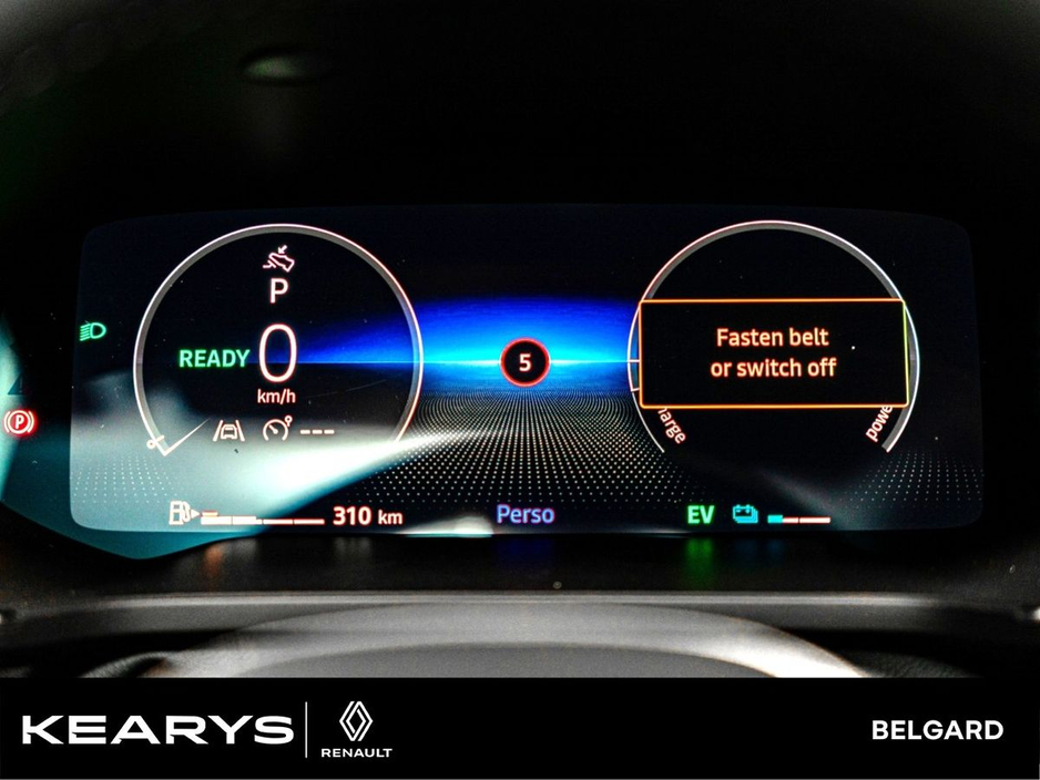 2026 Renault Captur Order your 261 Techno Full Hybrid E-Tech 160 TODAY! €36,190