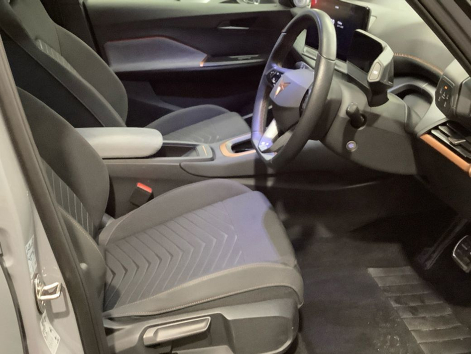 2023 Cupra Born 58KWh // VERY LOW MILEAGE // APPLE CARPLAY/ANDROID AUTO // DIGITAL CLUSTER €23,900