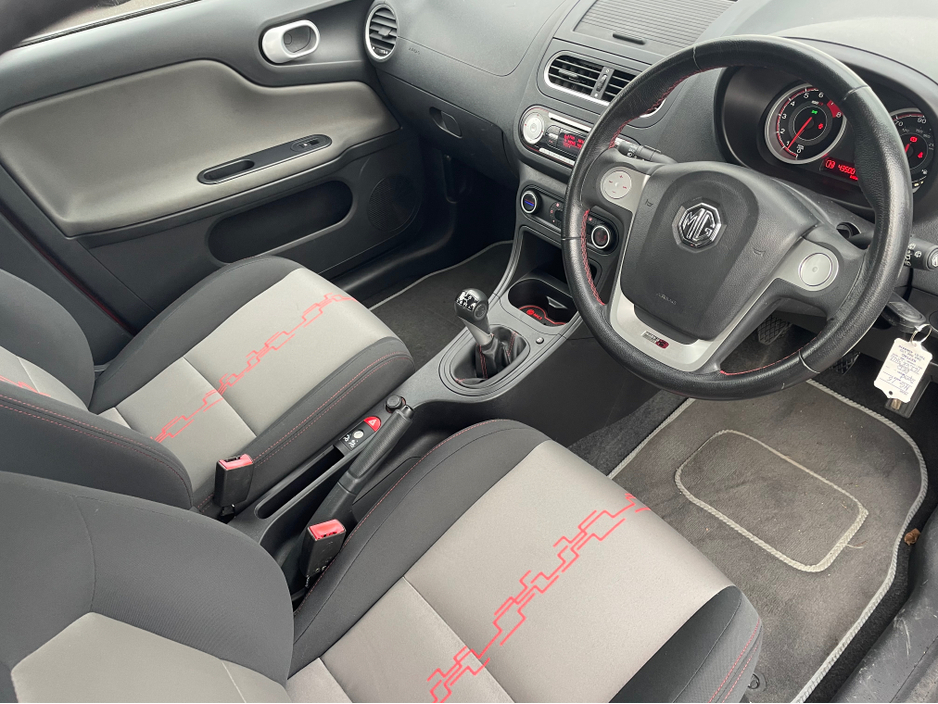 2016 MG MG3 SPORT MODEL  - 270TAX - TWIN TONE COLOUR/ALLOYS/BLUETOOTH €7,995