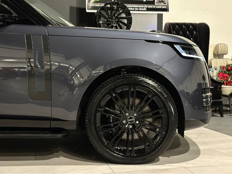 2025 Land Rover Range Rover P460 E-HYBRID HIGH SPEC NEW €149,950