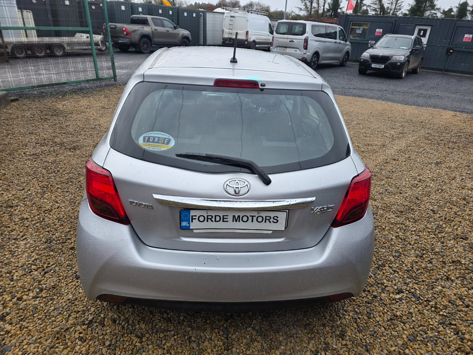 2015 Toyota Yaris 1.0 VVT-i 3Dr Sol €7,950