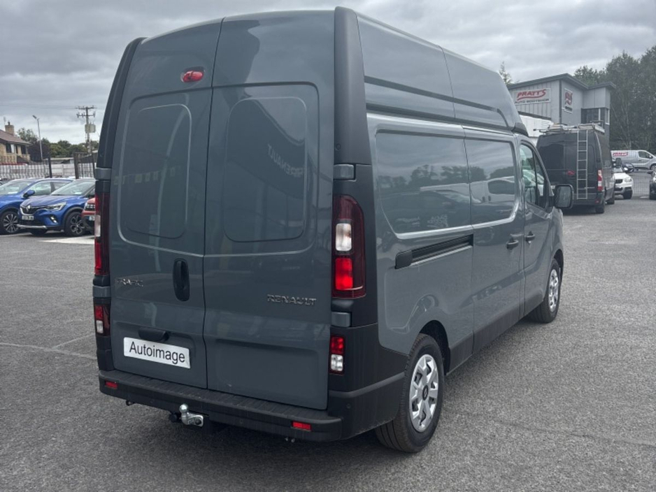 2026 Renault Trafic H/ROOF EXTRA SPEC €35,940