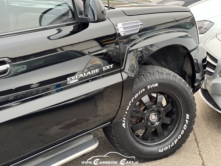 2002 Cadillac Escalade V8 SPORT TRUCK €14,950