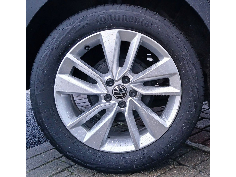 2025 Volkswagen Taigo Edition 75 1.0TSI 95HP *ANDROID AUTO/APPLE CARPLAY, REVERSING CAMERA, AIR CON* €26,995