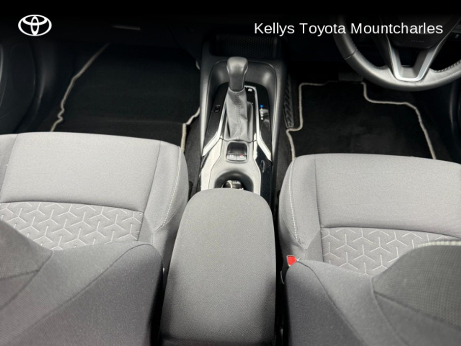2022 Toyota Corolla COROLLA HYBRID LUNA TS €25,000