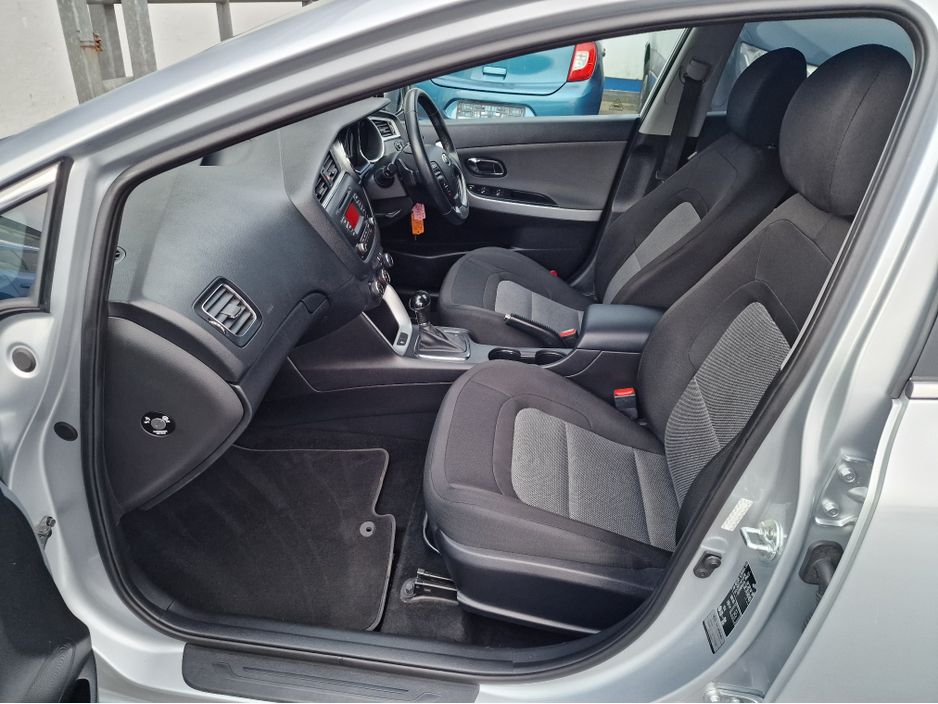 2017 Kia Ceed AUTOMATIC-1.6 CRDI-LOW MILEAGE €10,450