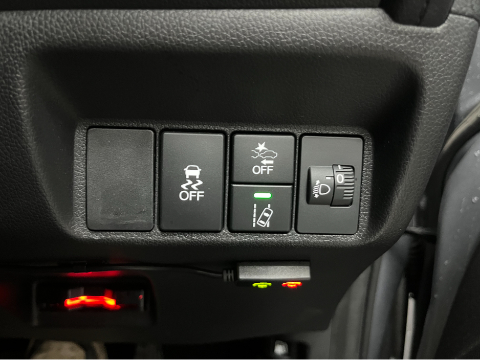 2022 Honda Shuttle €17950! 2022 HONDA SHUTTLE 1.5L HYRBID / 37K KMS / ADAPTIVE CRUISE CONTROL, REVERSE CAMERA & MORE €17,950