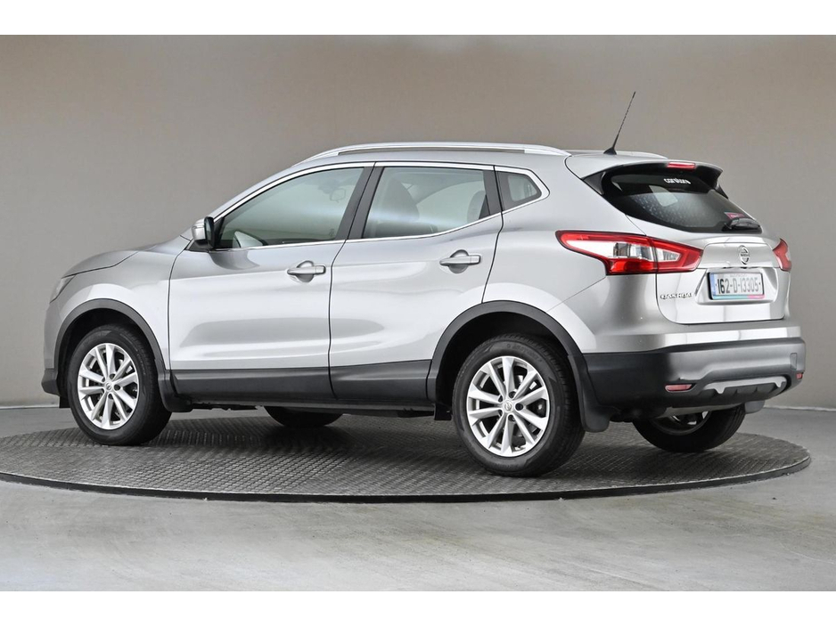 2016 Nissan Qashqai 1.2 SV CVT MY16 *GLASS ROOF*SAT NAV*REVERSE CAM* €14,890