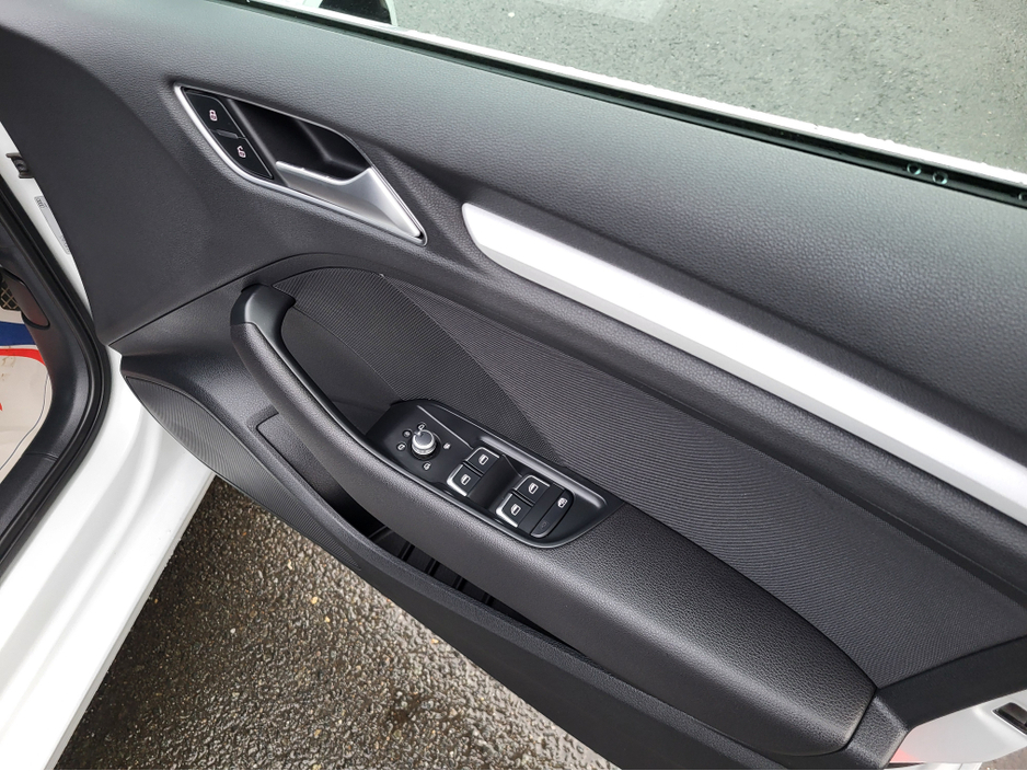 2016 Audi A3 Saloon (2yr warranty) 1.4 TFSI Automatic 8312 €17,999