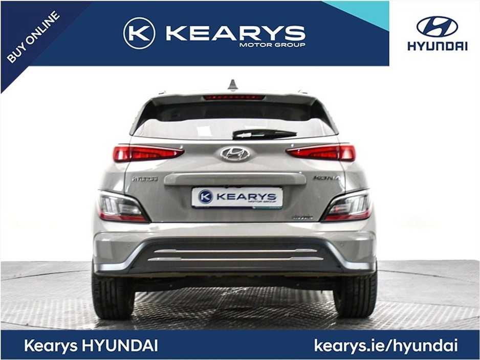 2022 Hyundai Kona EV Premium 64 kWh €22,490