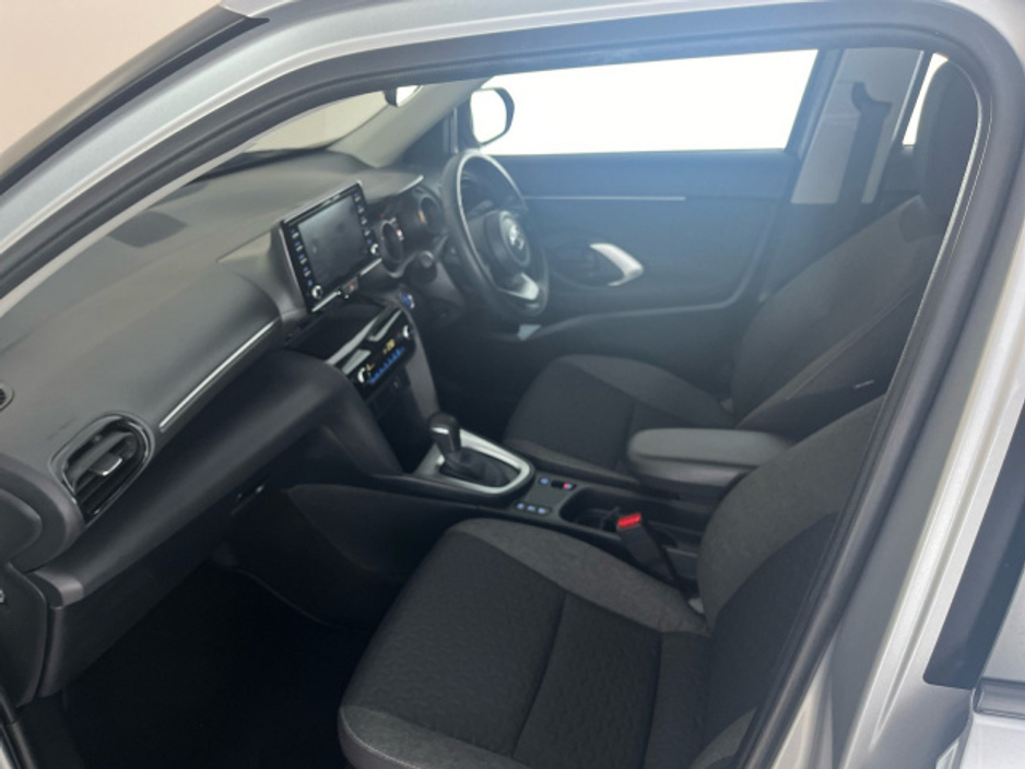 2024 Toyota Yaris Cross HYBRID LUNA €29,950