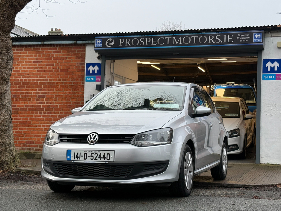 2014 Volkswagen Polo 1.2tsi Automatic, Only 10,000kms! New Nct 11/2026, Apple Car Play, Android Auto, Reversing Camera, A/C, Ideal Starter Car, Cheap Tax & Insurance, €11,950