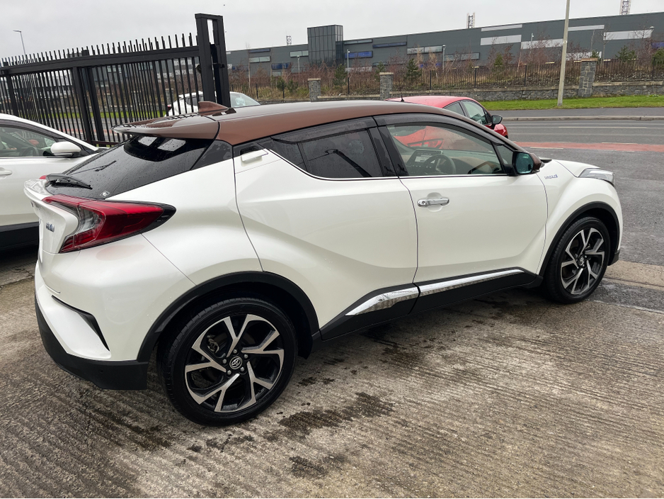 2019 Toyota C-HR 1.8 HYBRID AUTO LOW KM CAR PLAY €21,950