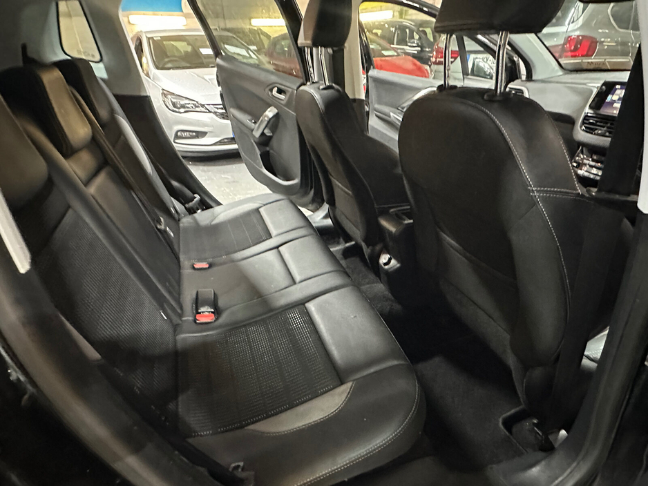 2016 Peugeot 2008 1.6 Blue Hdi 100 bhp Allure €7,888