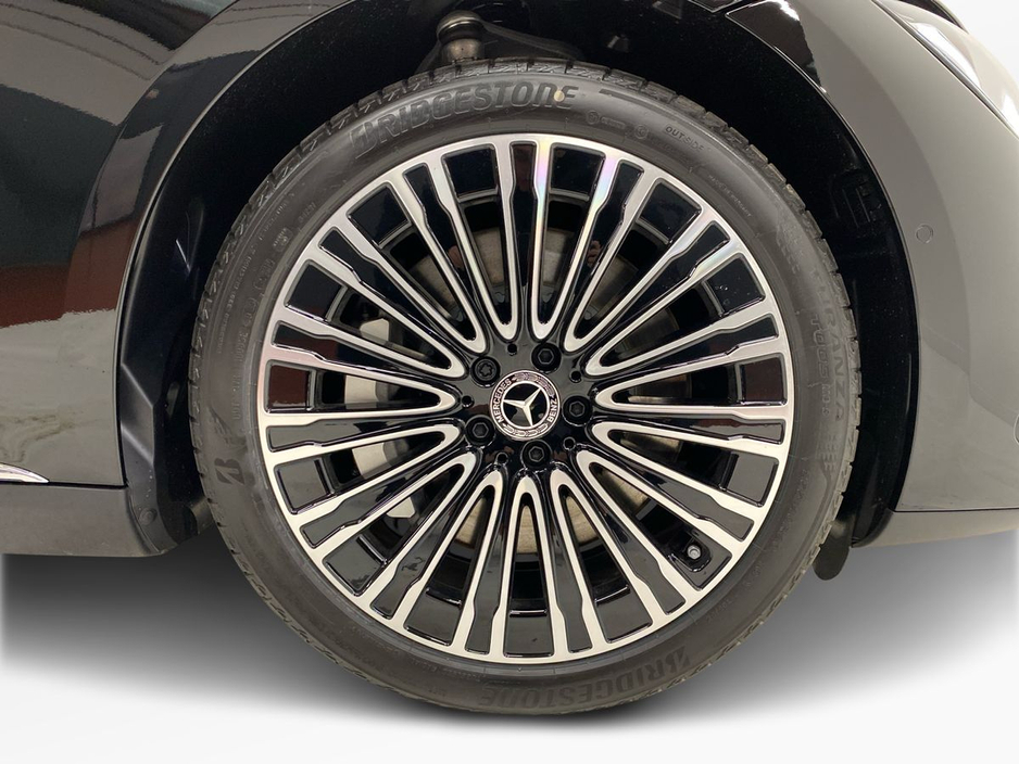 2026 Mercedes-Benz EQE EQE 300 | Heated Seats, Reversing Camera €81,473