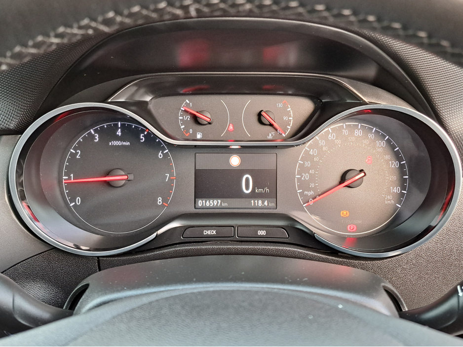 2022 Opel Crossland ULTIMATE 1.2TURBO 130BHP **LEATHER/SUEDE INTERIOR** €19,950