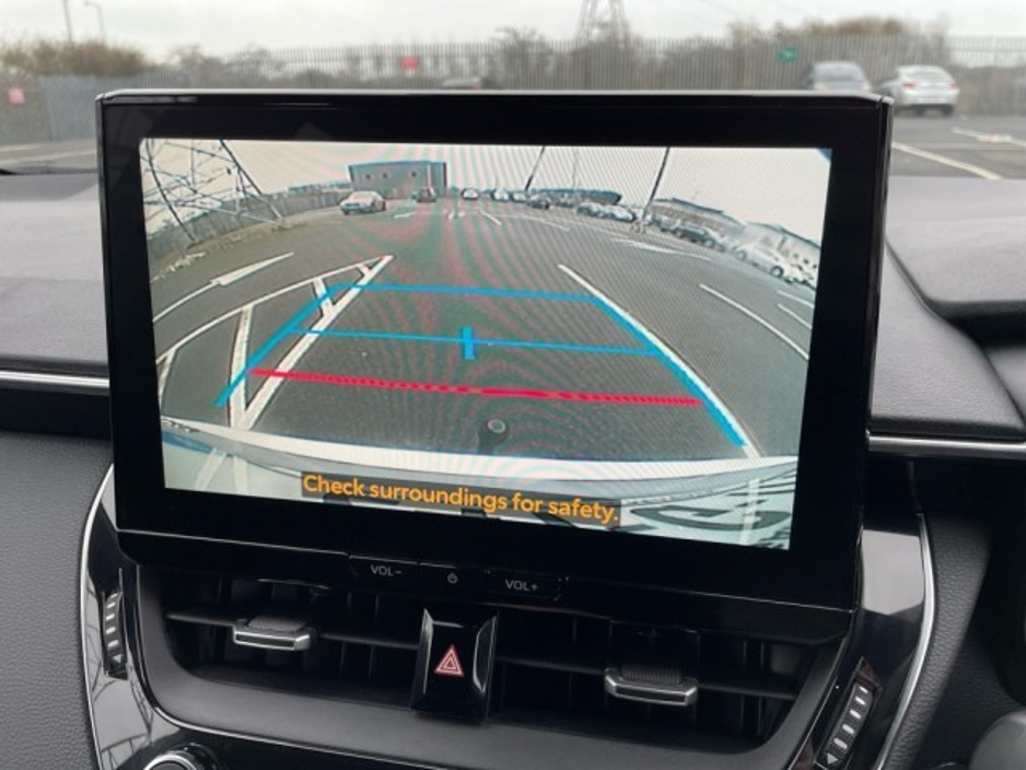 2024 Toyota Corolla Tourer Estate Hybrid - Luna Edition - 1.8 Automatic - EUR 180 Road Tax - Full Service History // Front Electric Windows // Rear Electric Windows // Electric Mirrors // Apple Carplay // Android Auto €30,895