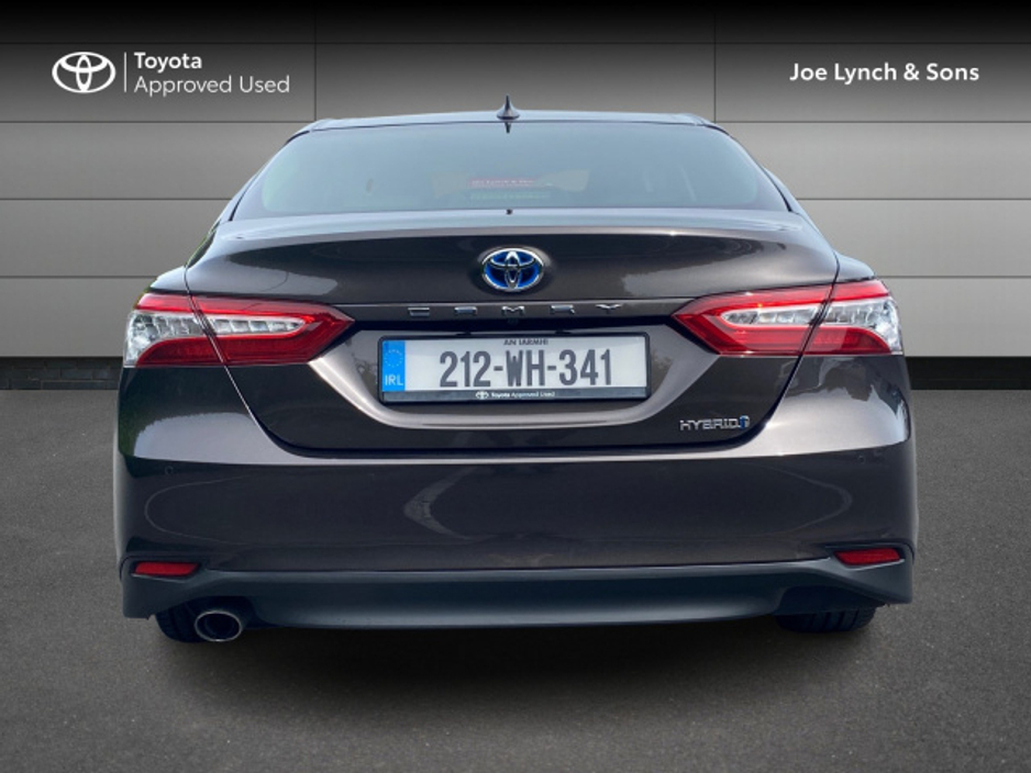 2021 Toyota Camry Platinum €32,995