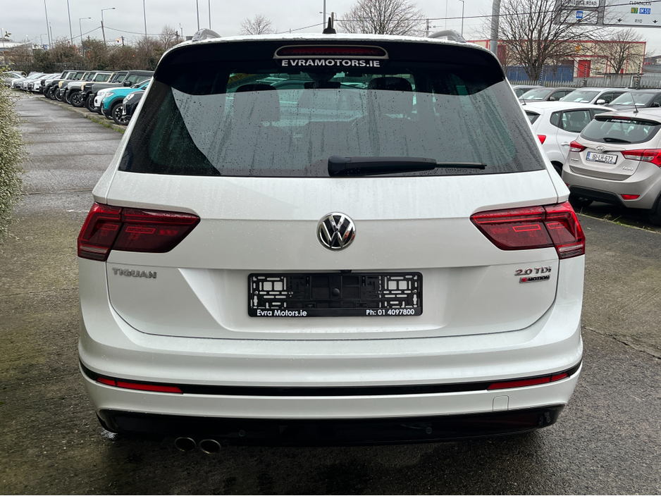 2020 Volkswagen Tiguan R-LINE 4MOTION AUTOMATIC 2.0 DIESEL //LOW MILES//HIGH SPEC//360 PARKING CAMERAS//HALF LEATHER HEATED FRONT AND REAR SEATS//KEYLESS ENTRY// €34,950