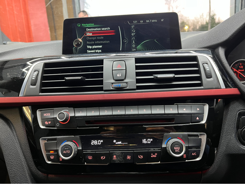 2016 BMW 3 Series €16950! 2016 BMW 320D TOURING SPORT 2.0 AUTOMATIC / CRUISE CONTROL / REVERSE CAMERA / ELECTRIC MEMORY SEATS €16,950