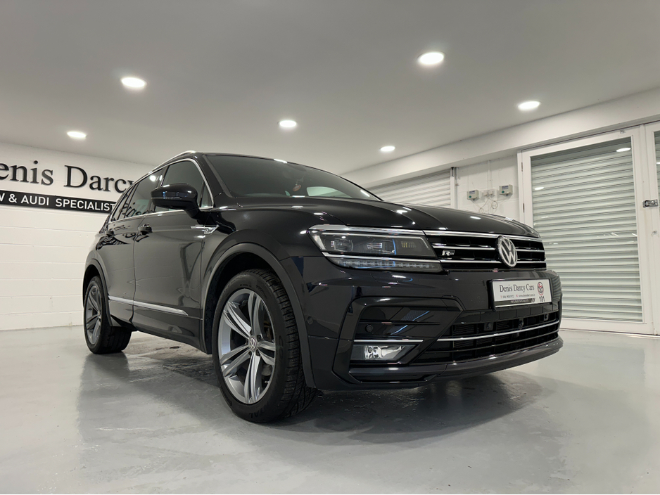 2019 Volkswagen Tiguan (191) TIGUAN 2.0TDI R LINE (LEATHER) DSG 4 MOTION LOW KMS VW/AUDI SPECIALISTS WWW.DENISDARCYCARS.IE €31,950