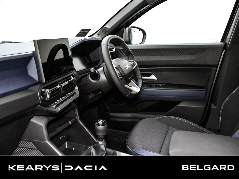 2025 Dacia Duster TCe 130 Expression €33,900