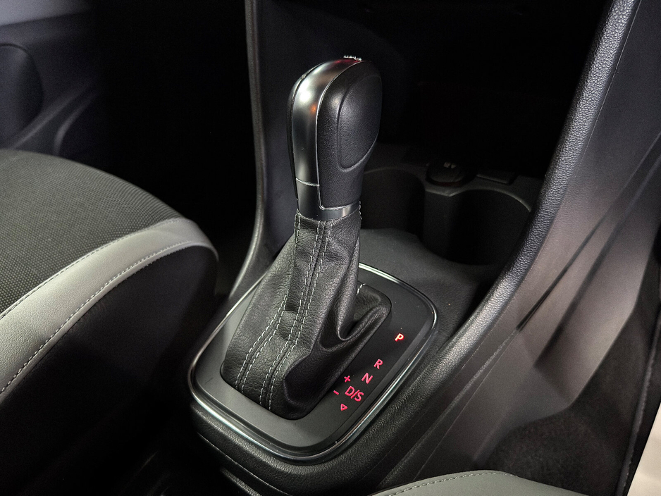 2016 Volkswagen Polo 1.4 TSI 5DR 150HP BlueGT DSG €13,850