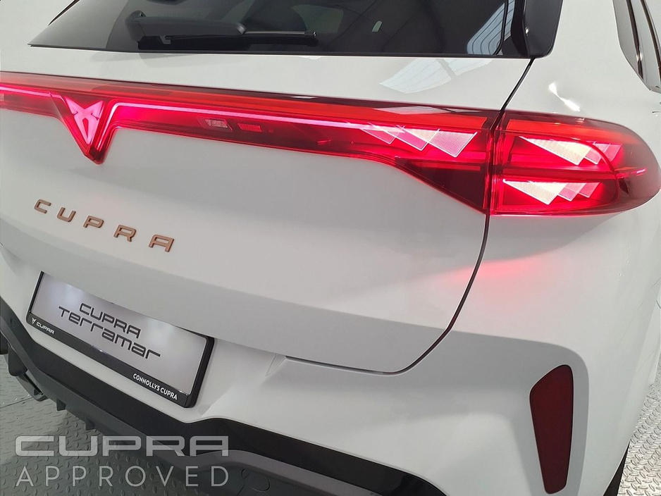 2026 Cupra Terramar eHybrid 204HP