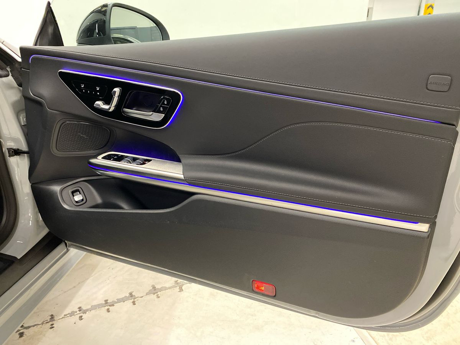 2026 Mercedes-Benz CLE CLE 220 d Cabriolet AMG Line Premium | Heated Seats, 360-degree Reversing Camera €95,432