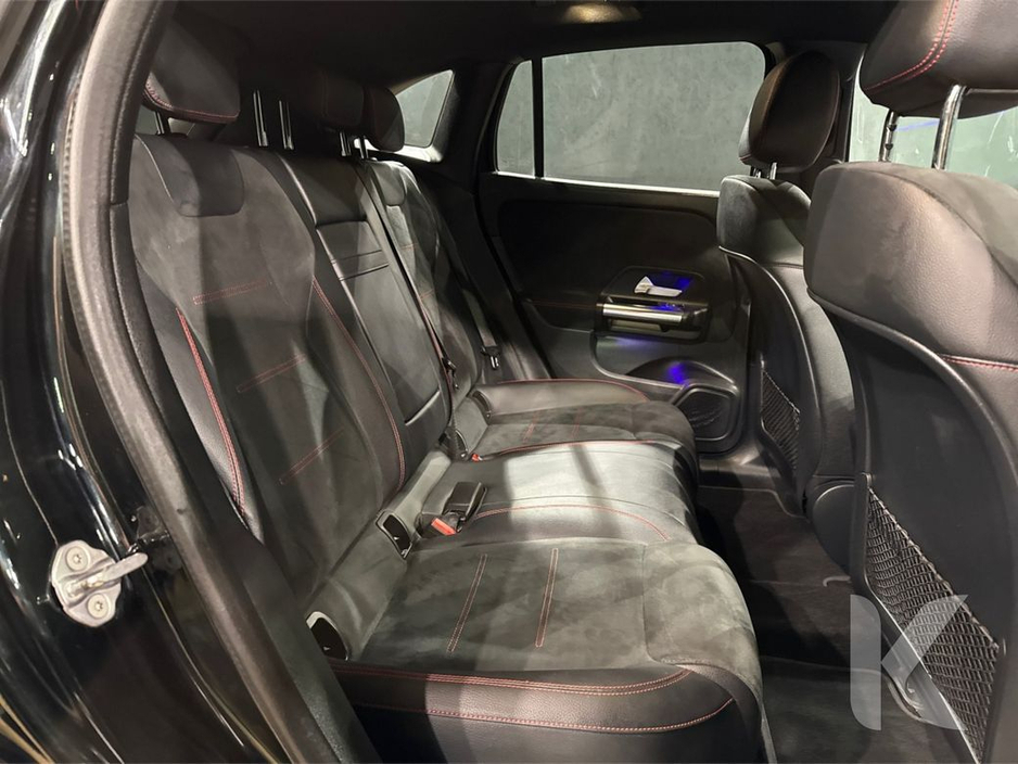 2022 Mercedes-Benz EQA EQA 250 AMG LINE - HEATED SEATS - REVERSE CAMERA - AMBIENT LIGHTING - ELECTRIC TAILGATE €28,950