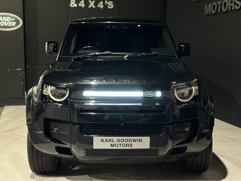 2022 Land Rover Defender D110 3.0 TURBO DIESEL COMMERCIAL €49,950