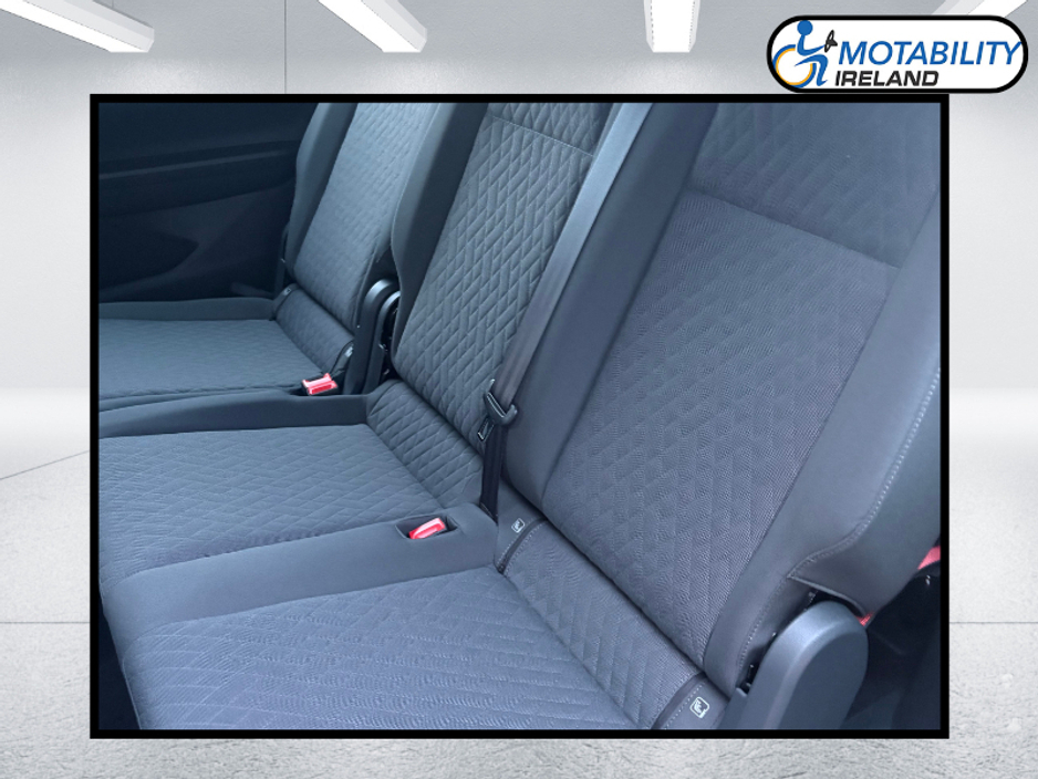 2026 Volkswagen Caddy Maxi 1.5 PHEV Wheelchair Accessible 7 Seats €69,995