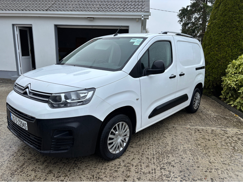 2021 Citroen Berlingo LX BLUEHDI  12 MONTHS WARRANTY €10,489