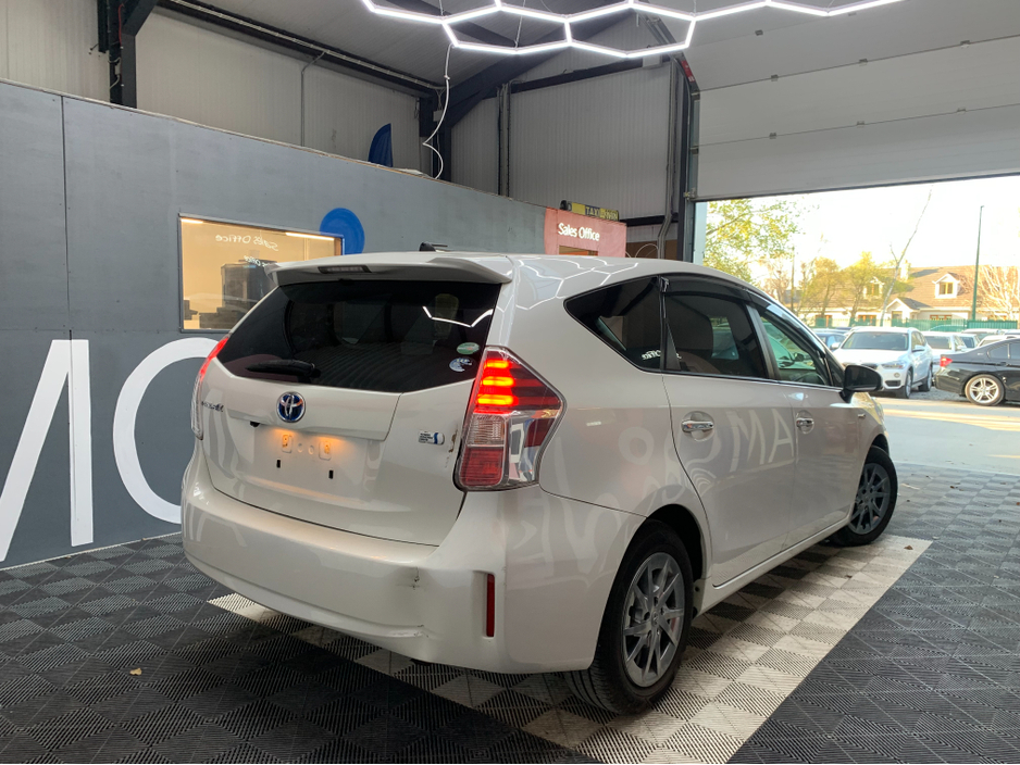 2017 Toyota Prius 1.8 HYBRID 7 SEATER / 122k KMs / Reverse Camera, Cruise Control & More €19,950