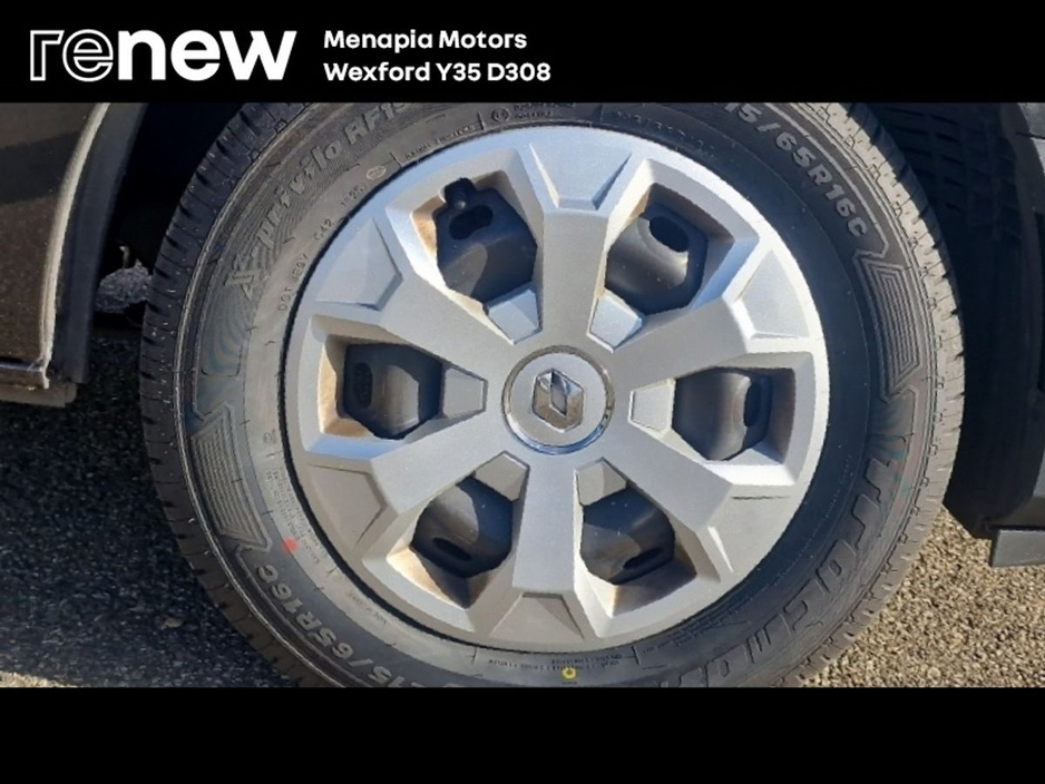 2023 Renault Trafic TRAFIC LL30 ENERGY DCI 150 AUT €52,995