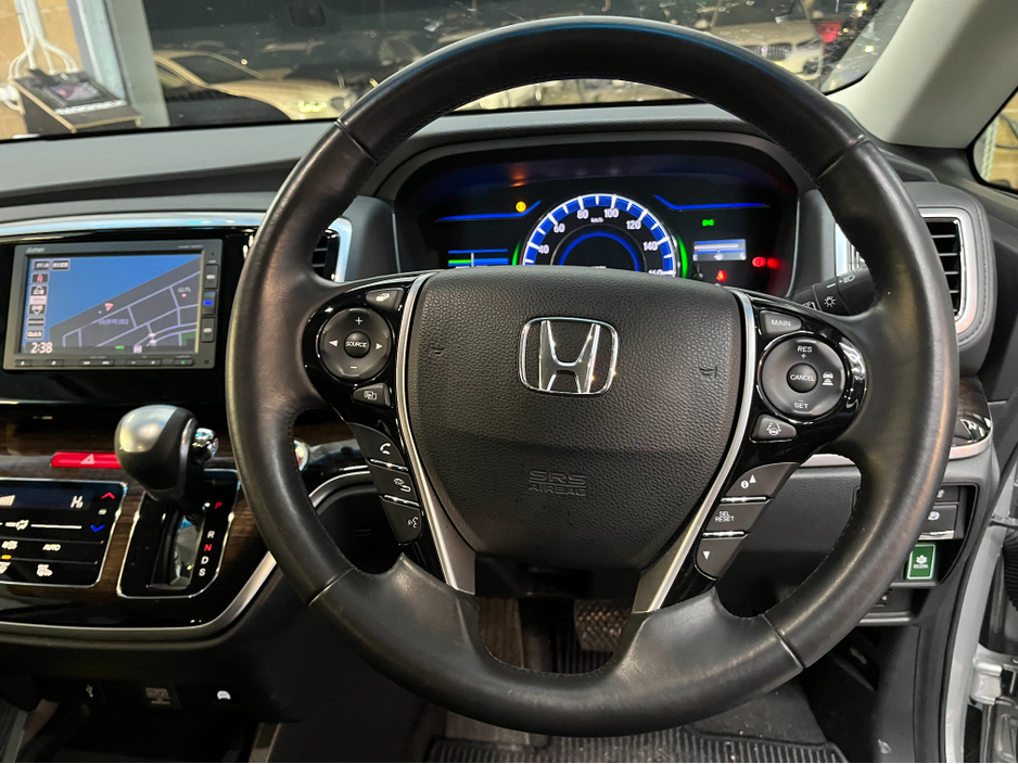 2018 Honda Odyssey €23950 2018 HONDA ODYSSEY 8 SEATER VARIANT 2.0 AUTOMATIC / CRUISE CONTROL / REVERSE CAMERA / ELECTRIC SEATS / POWER SLIDING DOORS €23,950