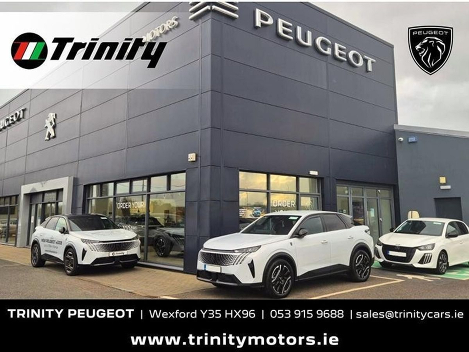 2025 Peugeot 2008 * 136HP ELECTRIC 50KWH * AUTO ALLURE * TRINITY MOTORS * €27,945