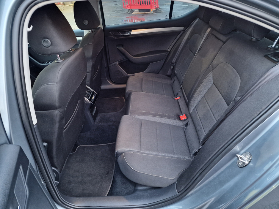 2018 Skoda Superb AMBITION 1.6 TDI-FULLY SERVICED WITH NEW NCT €14,350