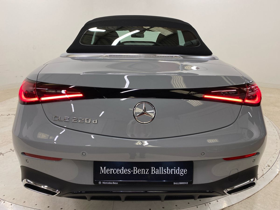 2026 Mercedes-Benz CLE CLE 220 d Cabriolet AMG Line Premium | Heated Seats, 360-degree Reversing Camera €95,432