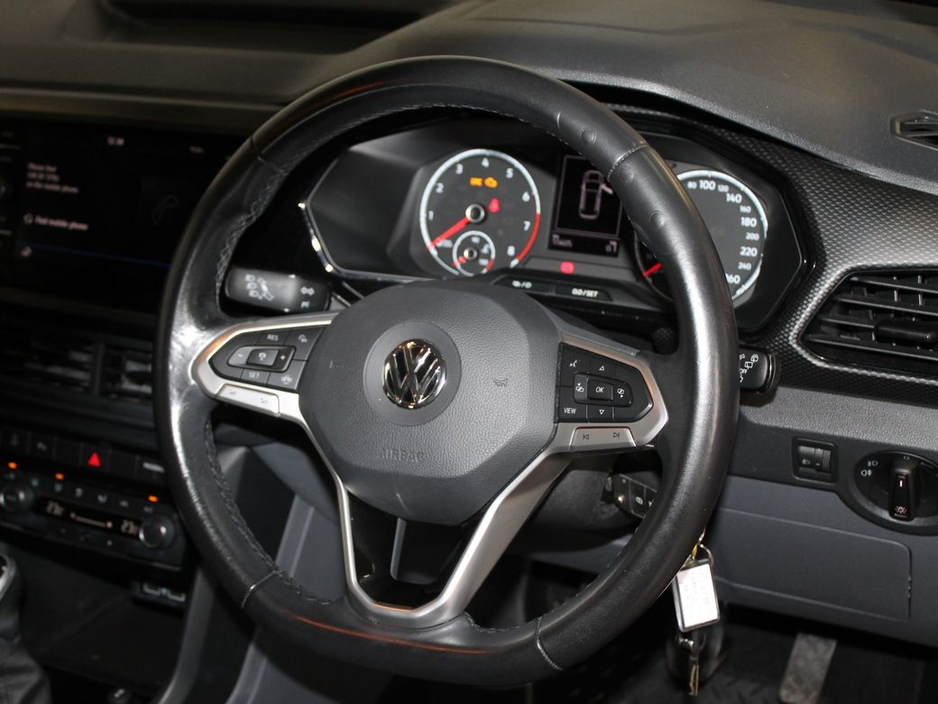 2020 Volkswagen T-Cross Life 1.0 TSI M5F 95HP 5DR €19,999