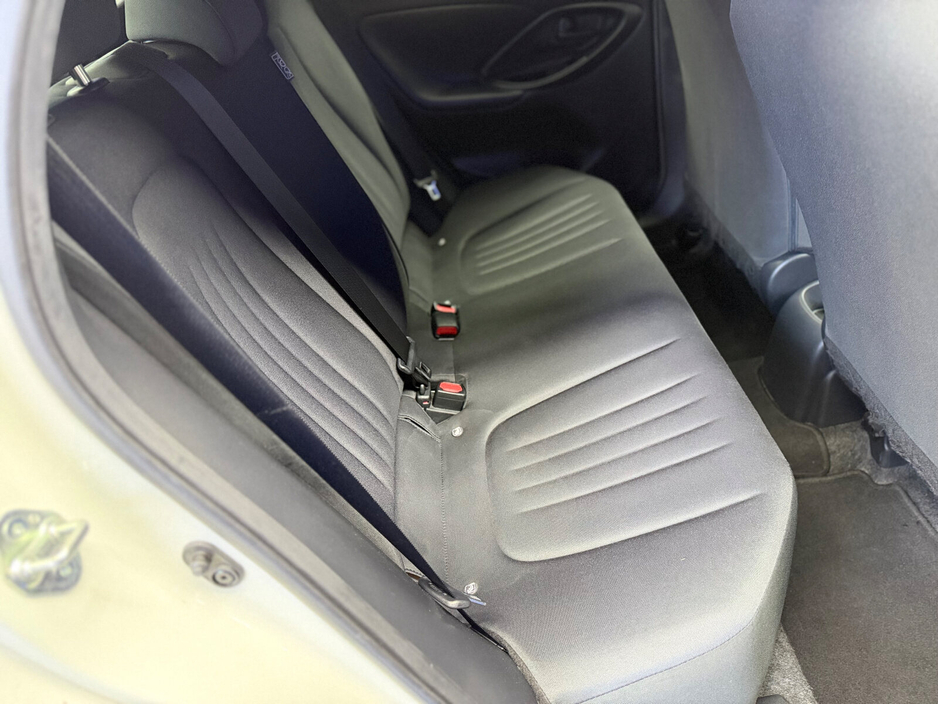 2020 Toyota Yaris 1.0 VVT-i 3Dr Terra €15,900