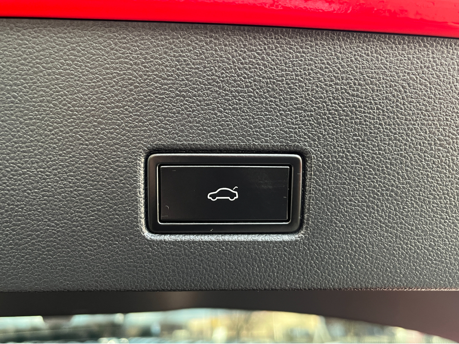 2021 Volkswagen T-Roc STYLE AUTOMATIC 2.0 DIESEL //LOW MILES//KEYLESS ENTRY//REVERSE CAMERA//ADAPTIVE CRUISE CONTROL//BLIND SPOT WARNING// €25,950