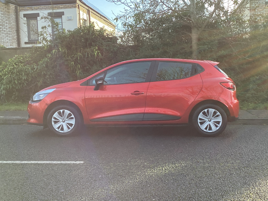 2016 Renault Clio IV Expression 1.2 4DR €8,750