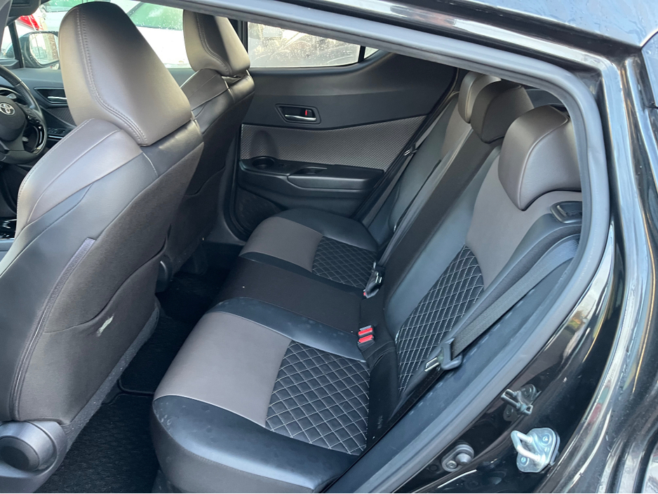 2020 Toyota C-HR Hybrid high spec €23,950