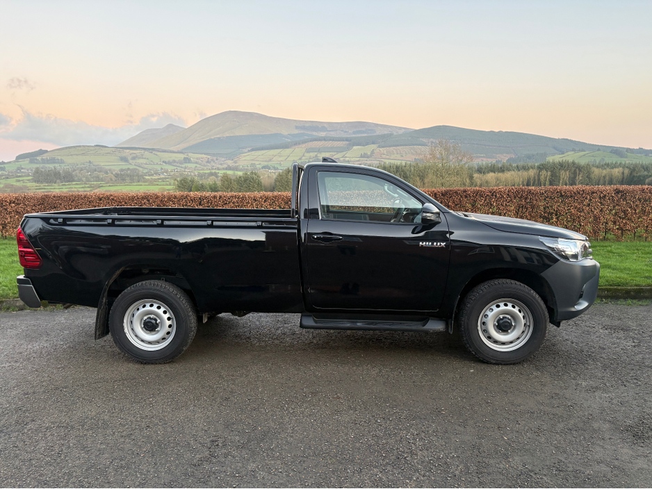 2025 Toyota Hilux 2.8 Single Cab ACTIVE 4x4 Pick Up