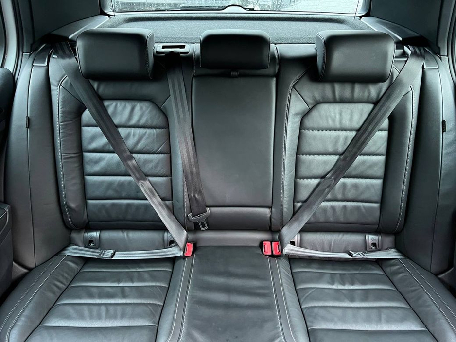 2014 Volkswagen Golf R 4MOTION 2.0 TSI // NEW PRETORIA ALLOYS // LEATHER INTERIOR // REVERSE CAMERA €24,900