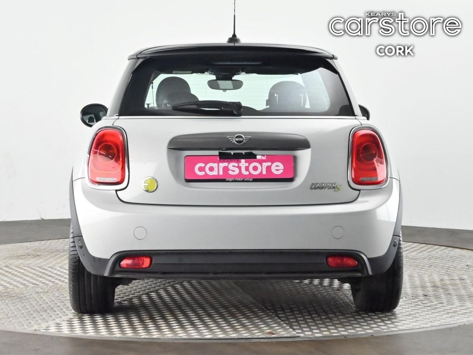 2020 MINI Hatch Cooper Classic Auto €16,880