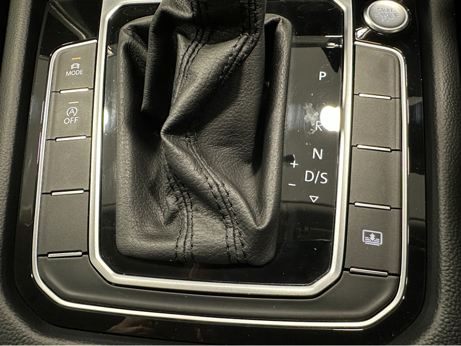 2019 Volkswagen Passat (191) PASSAT 2.0TDI DSG HIGHLINE LOW KMS VW/AUDI SPECIALISTS WWW.DENISDARCYCARS.IE €25,750