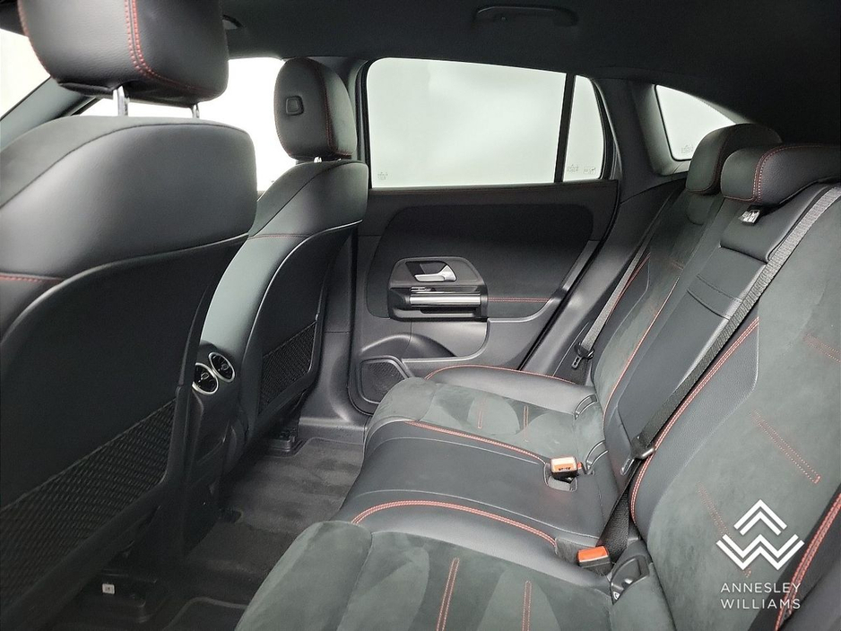 2021 Mercedes-Benz EQA EQA250 AMG Line 66.5 kWh €32,950